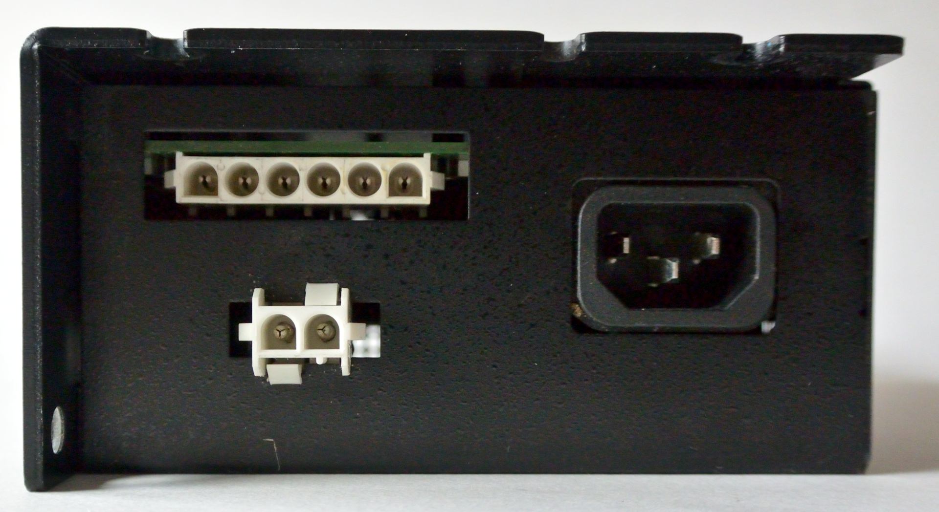 Westfalia Ladegerät_03.jpg