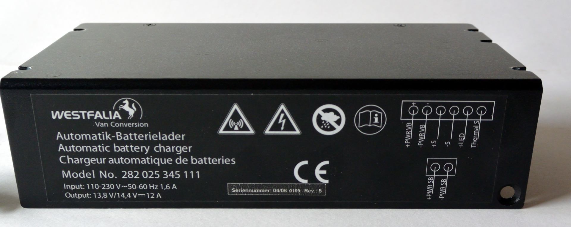 Westfalia Ladegerät_01.jpg